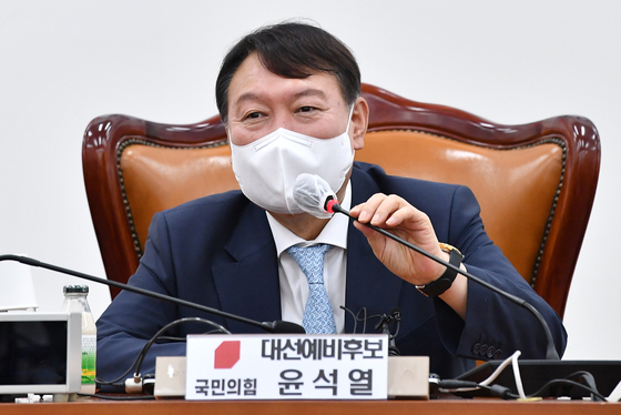 ‘부정식품’ 발언 논란…여권 “눈을 의심” vs 尹측 “왜곡·와전”