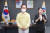 박상돈 충남 천안시장이 4일 영상으로 진행한 브리핑에서 신종 코로나바이러스 감염증(코로나19) 확산 차단을 위해 '잠시 멈춤'에 동참해 달라고 호소했다. 연합뉴스