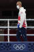 도쿄 올림픽 복싱 시상식에서 주머니에 손을 넣고 있는 은메달리스트 벤자민 휘태커. AP=연합뉴스