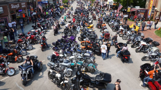 [이 시각] 美오토바이 축제에 70만명…"전국에 델타 퍼트릴 것"