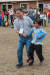 2010년 방문한 볼리비아의 한 컴패션 어린이센터. 한국 후원자들이 단체로 방문한다는 것을 듣고, 어린이와 함께할 미니 운동회를 마련했다. 후원자들이 어린이들과 이인삼각 달리기를 하고 있다. [사진 허호]