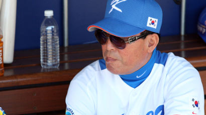  한국 야구 문제 묻자···김인식 "야구 외적인 것부터 고쳐야지"