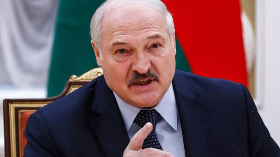올림픽선수 '망명' 부른 벨라루스 대통령 "조만간 퇴임할 것"