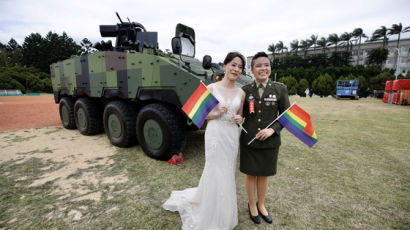 "여자 사위 절대 안된다" 비혼·동성가정법 반대 청원 10만