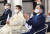  문재인 대통령이 15일 서울 중구 문화역서울284에서 열린 제76주년 광복절 경축식에서 사전녹화 된 김원웅 광복회장의 기념사를 본 후 박수를 치고있다. 청와대사진기자단