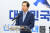 국민의힘 홍준표 의원이 17일 서울 여의도 한 빌딩에서 비대면 방식으로 대권출마 선언을 하고 있다. 국회사진기자단