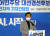 더불어민주당 대권주자인 이낙연 전 대표가 22일 민주당 대전시당에서 기자간담회를 하고 있다. 연합뉴스