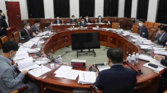 국정원 “18대 국회의원 관련 직무 범위 일탈 보고서 168건 발견”