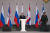 블라디미르 푸틴 러시아 대통령이 23일 모스크바 외곽 훈련장에서 열린 국제군사대회 2021 개막식에 참석해 연설하고 있다. 신화=연합뉴스