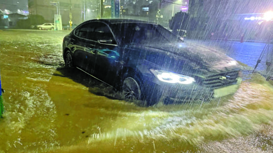 [사진] 태풍 오마이스 강타, 전국 곳곳 폭우