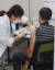 23일 부산 영도구 예방접종센터에서 한 선원이 얀센 백신을 맞고 있다. 송봉근 기자