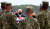 조 바이든 미국 대통령과 질 바이든 여사가 29일 미국 델라웨어주 도버 공군기지에서 사흘 전 아프가니스탄 카불 공항에서 발생한 테러로 숨진 미군 유해를 맞이하고 있다. 로이터=연합뉴스