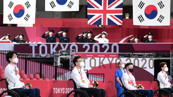 패럴림픽 韓 탁구 금·은·동 모두 석권…文대통령 “자랑스럽다”