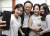 김부겸 총리가 행자부 장관이던 지난 2017년 대구 스마트벤처캠퍼스를 방문해 청년 창업자들과 기념사진을 찍다. [중앙포토]