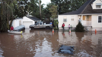 홍수·폭염·허리케인…미국인 3명중 1명 기후재앙 겪었다