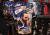 엘살바도르의 한 옷가게에 나이브 부켈레 대통령의 얼굴이 새겨진 티셔츠가 진열돼있다. AP=연합뉴스
