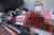 홍익대 미대 인권유린 A교수 파면을 위한 공동행동 관계자들이 8일 서울 마포구 홍익대학교 정문 앞에서 A교수 피해사례 폭로 및 파면 요구 기자회견을 하고 있다. 연합뉴스
