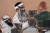 7일(현지시간) 쿠바 관타나모 미국 해군기지 ‘캠프 저스티스’ 법정에서 열린 모하메드의 법정 심리 모습 그림. [AP=연합뉴스]