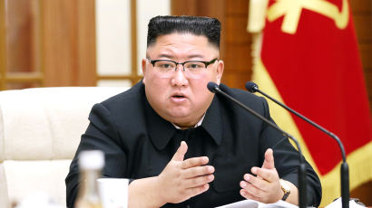 북한 "어제 철도기동미사일연대 검열사격훈련 지도"…김정은 불참