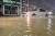 제12호 태풍 '오마이스'가 북상하던 지난 달 23일 오후 전남 여수시 국동항 인근 도로 일부 구간에 빗물이 고여 있다. 연합뉴스