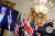 조 바이든 미국 대통령이 15일(현지시간) 백악관에서 열린 영국·호주와의 3자 정상 화상회의를 통해 새로운 안보협력체제 구상에 대해 설명하고 있다. [로이터=연합뉴스]