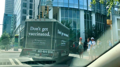美 도심서 ‘백신 맞지 마세요’ 트럭 광고···반전은?