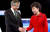 새누리당 박근혜, 민주통합당 문재인 대선후보가 2012년 12월 16일 서울 여의도 KBS 스튜디오에서 중앙선관위 주최로 열린 3차 TV토론에 앞서 악수하고 있다. 