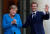 지난 16일(현지시간) 프랑스 파리를 방문한 메르켈 총리가 에마뉘엘 마크롱 대통령과 만찬을 가졌다. 마크롱 대통령은 은퇴를 앞둔 메르켈 총리와 "끝까지 함께하겠다"고 말했다. [로이터=연합뉴스]