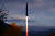 북한은 지난 28일 오전 동해 쪽으로 새로 개발한 극초음속미사일 ‘화성-8형’을 발사했다며 29일 관련 사진을 공개했다. [노동신문=뉴스1]