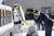 문재인 대통령이 국군의 날인 1일 오전 경북 포항 해병대 1사단 부대 내 마린온 순직자 위령탑을 찾아 분향하고 있다. [뉴스1]