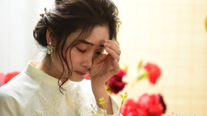 베트남 신부의 눈물…1600㎞ 비대면 '영통 결혼식' 사연