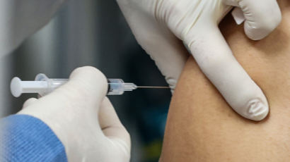 “필수 접종 백신 22종 중 국내 제조 백신 6종 뿐, 자급률 27%”