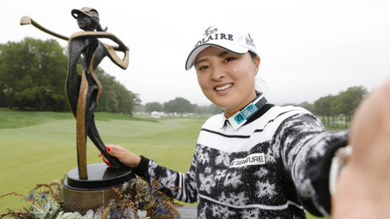 고진영, LPGA 투어 통산 10승...소렌스탐 '진기록'과도 나란히