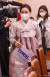 임오경 더불어민주당 의원이 21일 서울 여의도 국회에서 열린 문화체육관광위 국정감사에서 한복의 날을 기념해 한복을 입은 채 입장하고 있다. 임현동 기자