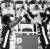 그리스 여자 프로배구 팀 PAOK 테살로니키로 이적한 쌍둥이 배구 선수 이다영이 팀이 득점에 성공하자 동료 선수와 기뻐하고 있다. [인스타그램 캡처]