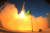 한국형 발사체 누리호(KSLV-ll)가 21일 고흥군 나로우주센터 제2발사대에서 화염을 내뿜으며 힘차게 날아오르고 있다. 뉴스1