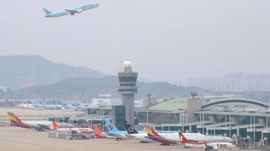 김해공항서도 사이판·괌 가는 비행기 뜬다…11월말부터 재개