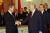 1990년 12월 옛 소련 크레믈린궁에서 미하일 고르바초프 대통령과 정상회담에 앞서 악수를 나누는 고 노태우 전 대통령의 모습. [연합뉴스]