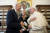조 바이든 미국 대통령이 29일 프란치스코 교황과 만났다. 교황은 바이든 대통령과의 면담 직전 문재인 대통령을 먼저 만났다. 연합뉴스