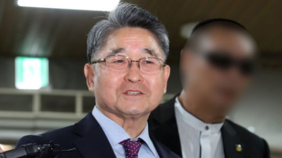 '5·18 북한군 개입' 허위 주장 지만원, 명예훼손 혐의로 피소