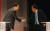 국민의힘 윤석열 대선 예비후보와 홍준표 예비후보가 지난 9월 28일 오후 서울 마포구 MBC 신사옥에서 열린 '100분 토론' 생방송에 앞서 인사를 나누고 있다. 뉴스1