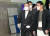 박정원 두산그룹 회장이 지난 9월 경기 고양 킨텍스에서 열린 H2 비즈니스 서밋 행사장으로 향하고 있다. [뉴스1]