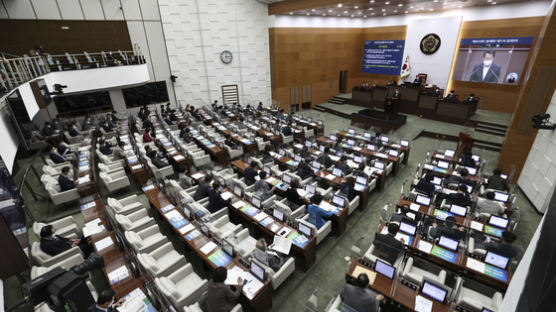 서울시 행정감사 재개됐지만…吳-시의회 갈등은 더 격화 