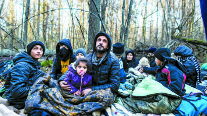 [사진] 폴란드·벨라루스 국경에 갇힌 중동 난민