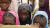서부 아프리카 부르키나파소(Burkina Faso) 도리에서 어린이들이 수업을 듣고 있다. [AP 연합뉴스]