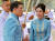 지난 1월 마하 와치랄롱꼰 태국 국왕이 후궁 시니낫 웡와치라파크디와 함께 있는 모습. EPA=연합뉴스