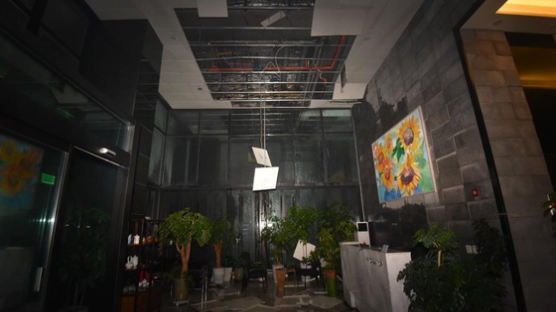 서울 구로구 17층 오피스텔서 불, 주민 63명 대피…40분만에 완진