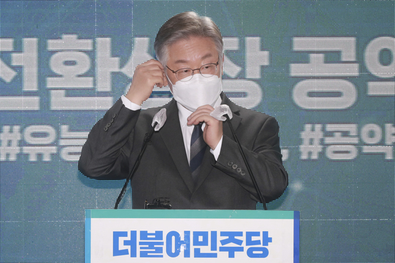 李 "고구려 기병처럼" 135조 디지털 투자 공약…尹과 '정책 차별화'