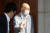 23일 별세한 전두환 전 대통령이 지난 8월 고 조비오 신부에 대한 명예훼손 혐의 항소심 재판에 출석하기 위해 서울 서대문구 연희동 자택을 나서고 있는 모습. 뉴시스