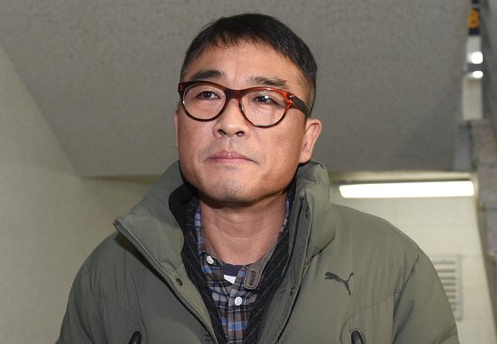 김건모, 2년만 성폭행 혐의 벗었다...